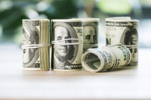 Über 600 Euro Dividende im Monat< Über 600 Euro Dividende im Monat